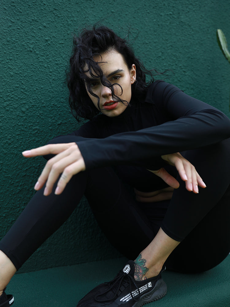 black cycling leggings